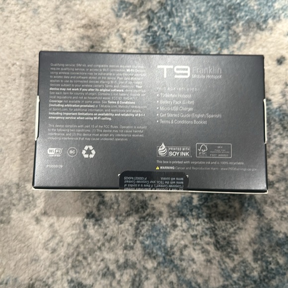 T-Mobile Franklin T9 Mobile Hotspot 4G LTE Wireless WiFi NIB w/battery & charger - Picture 2 of 5